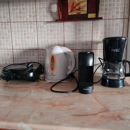 Adam'S Holiday House 2019 Kariani Bagian luar foto