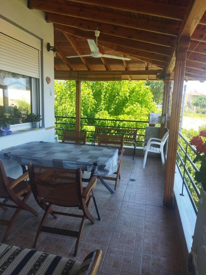 Adam'S Holiday House 2019 Kariani Bagian luar foto