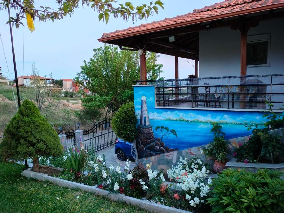 Adam'S Holiday House 2019 Kariani Bagian luar foto