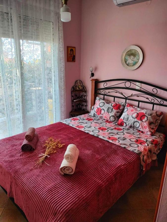 Adam'S Holiday House 2019 Kariani Bagian luar foto