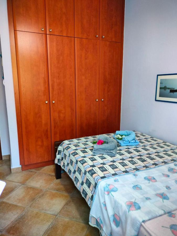 Adam'S Holiday House 2019 Kariani Bagian luar foto